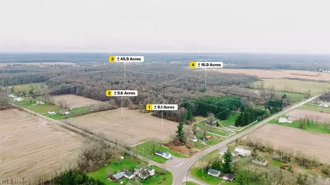 W Western Reserve Road, Canfield, OH 44406