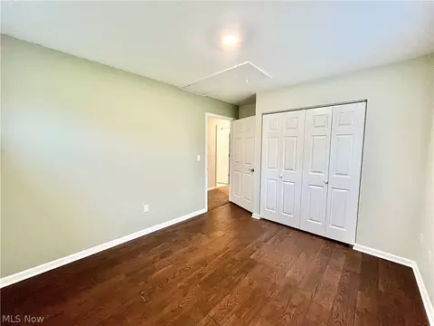 Bedroom - 3621 Vineland Ave, Ashtabula, OH 44004 photo 4 of 6