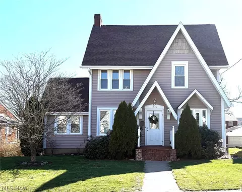 3724 Lindberg Way, Weirton, WV 26062