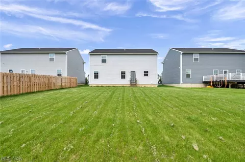 172 Wildflower Dr, Elyria, OH 44035 photo 25