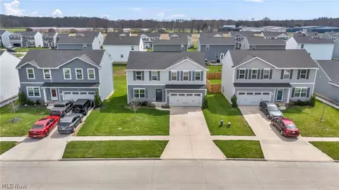 172 Wildflower Dr, Elyria, OH 44035 photo 27