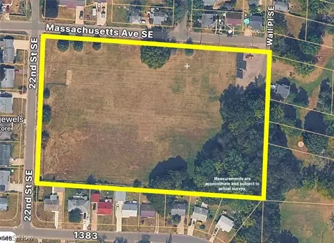 2219 Massachusetts Ave SE, Massillon, OH 44646