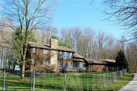 3190 Bunker Hill Rd, Leetonia, OH 44431