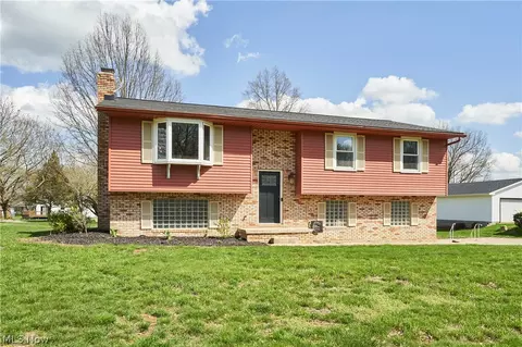 12036 Shoshone Ave NW, Uniontown, OH 44685