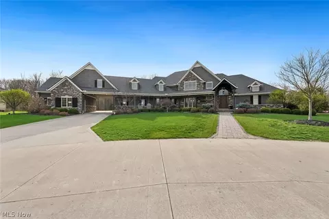 3450 Nagel Rd, Avon, OH 44011