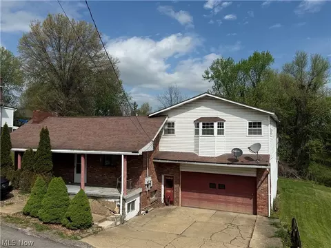 147 Newell Ave, Saint Clairsville, OH 43950