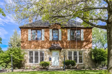 2561 Charney Rd, University Heights, OH 44118