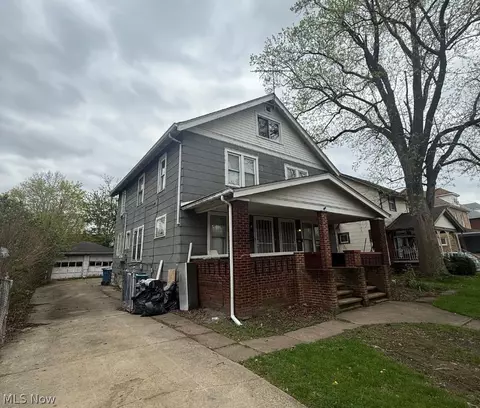 1836 E 33rd St, Lorain, OH 44055 photo 3
