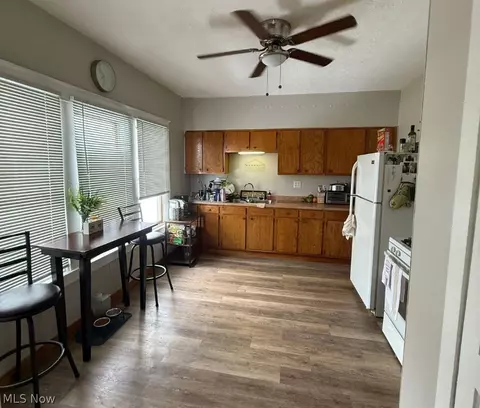 622 Middle Ave, Elyria, OH 44035 photo 5
