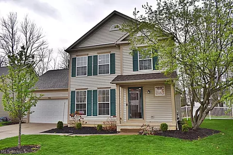 7816 Benton Ln, Hudson, OH 44236