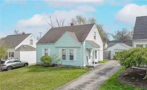 2447 24th St, Cuyahoga Falls, OH 44223