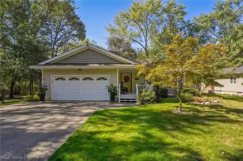 2944 Vincent Rd, Silver Lake, OH 44224