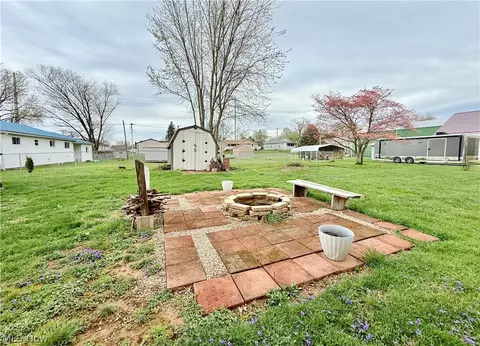 6 7th St, Belpre, OH 45714 photo 22