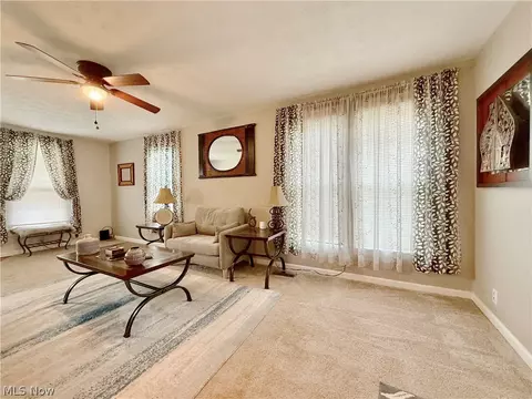 6 7th St, Belpre, OH 45714 photo 6