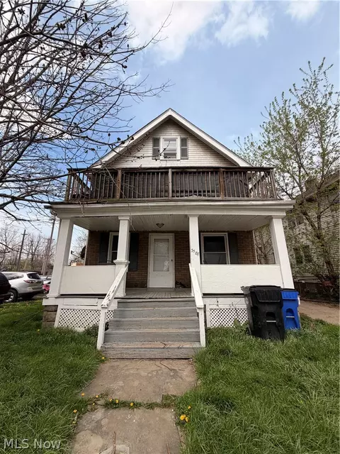 3588 W 66th St, Cleveland, OH 44102