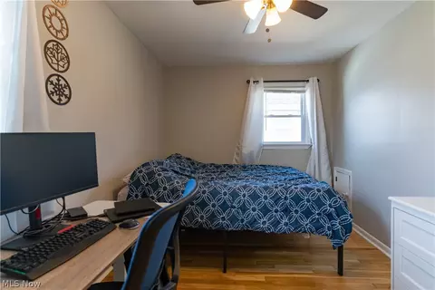 Bedroom - 3003 Park Dr, Parma, OH 44134 photo 7 of 8