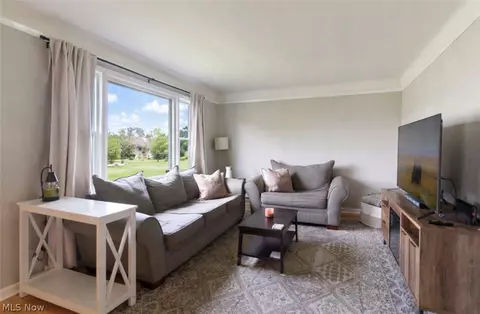 Living - 3003 Park Dr, Parma, OH 44134 photo 1 of 4