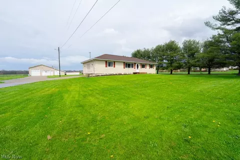 10341 W Old Lincoln Way, Wooster, OH 44691
