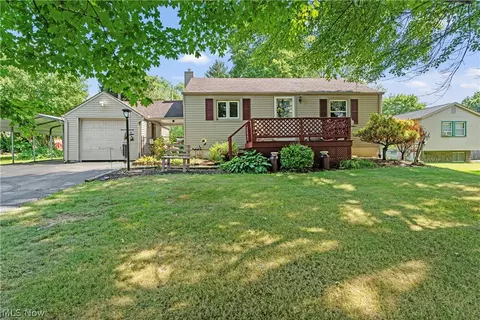 7000 Navarre Rd SW, Massillon, OH 44646