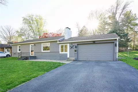 2625 Eaton Rd NW, Canton, OH 44708
