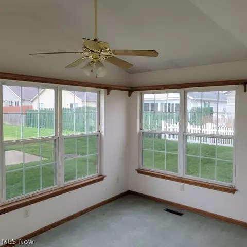 Living - 302 W W Gln, Elyria, OH 44035 photo 2 of 2