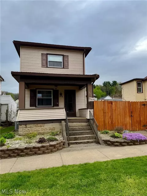 316 N 2nd St, Dennison, OH 44621