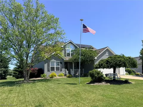 3307 Church Dr, Lorain, OH 44053