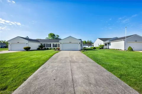 7300 Olde Farm Ln, Mentor, OH 44060