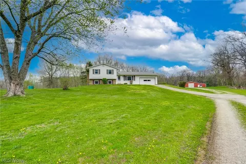 6444 Akron Ave NW, Canal Fulton, OH 44614