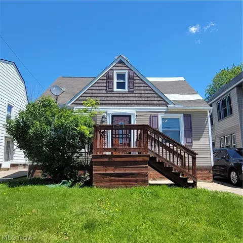 4739 E 88th St, Garfield Heights, OH 44125