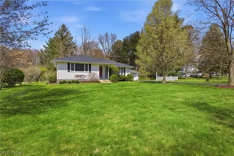 9231 King Graves Rd NE, Warren, OH 44484