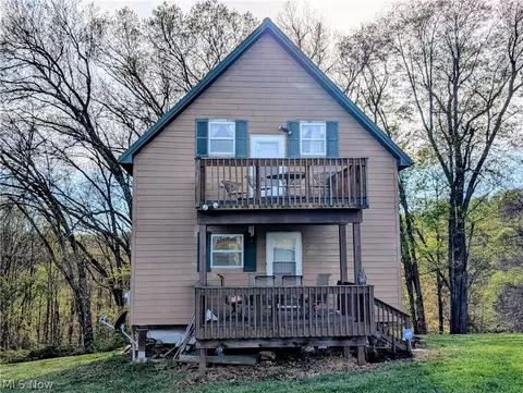 66323 Lake Rd, Cambridge, OH 43725