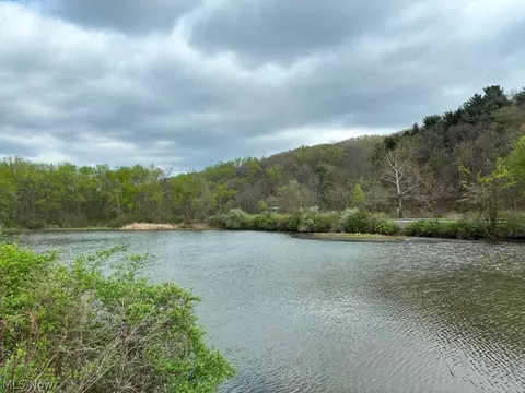 Ohio River Blvd, New Cumberland, WV 26047