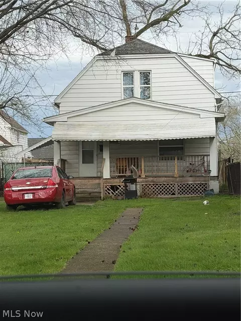 3509 W 136th St, Cleveland, OH 44111