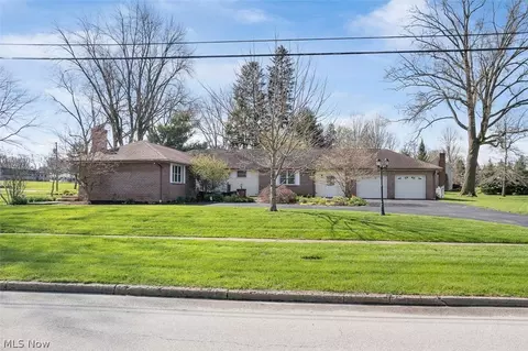 314 E Paradise St, Orrville, OH 44667