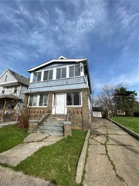 2901 E 121st St, Cleveland, OH 44120