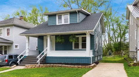 2128 Norwood Blvd, Zanesville, OH 43701