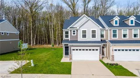 850 S Parkside Dr, Westlake, OH 44145