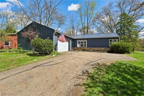 267 Parkview Ave, Wadsworth, OH 44281