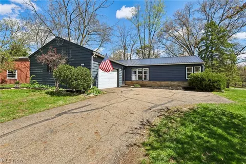 267 Parkview Ave, Wadsworth, OH 44281