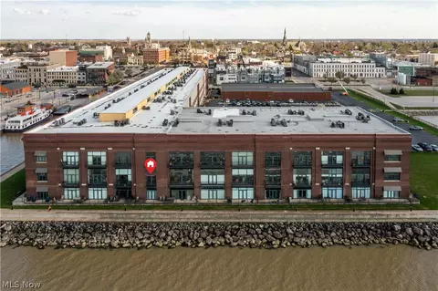 401 W Shoreline Dr #261, Sandusky, OH 44870