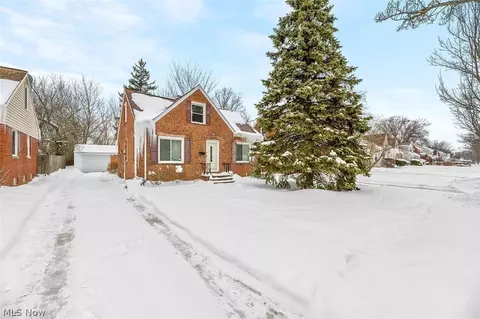 1268 Homestead Rd, South Euclid, OH 44121