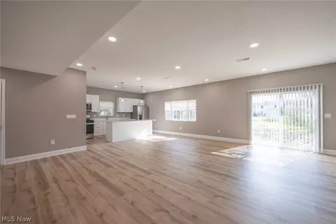 1738 E 298th St, Wickliffe, OH 44092 photo 15