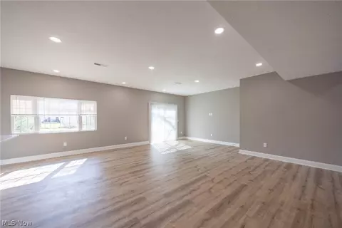 1738 E 298th St, Wickliffe, OH 44092 photo 14