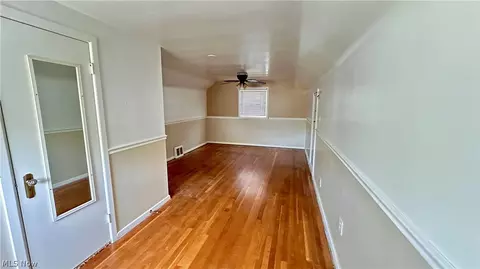 Bedroom - 275 E 210th St, Euclid, OH 44123 photo 2 of 4