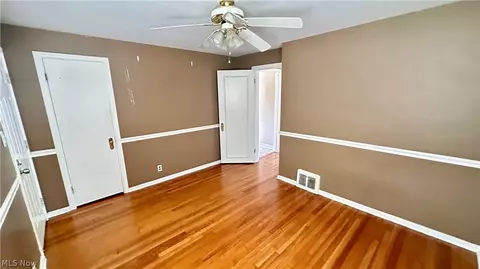 Bedroom - 275 E 210th St, Euclid, OH 44123 photo 1 of 4