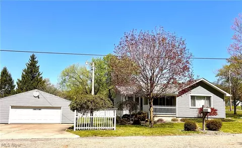 4222 Central Ave, Austintown, OH 44515