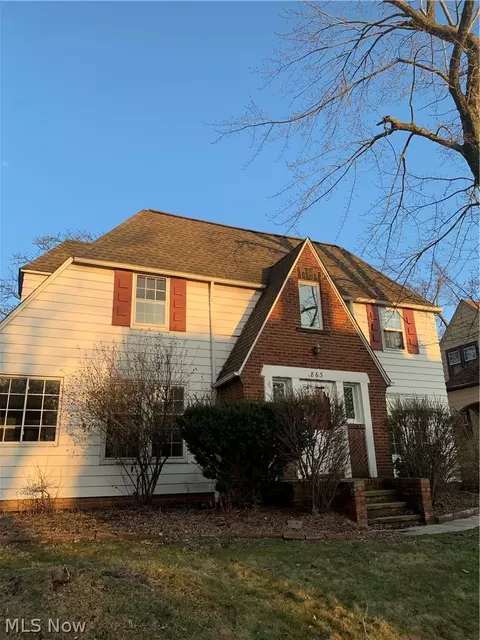 863 Medford Rd, Cleveland Heights, OH 44121