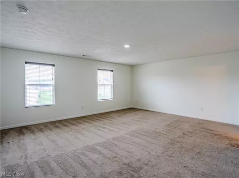 Living - 421 River Run Dr, Elyria, OH 44035 photo 4 of 4