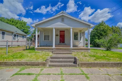 1423 32nd St, Parkersburg, WV 26104